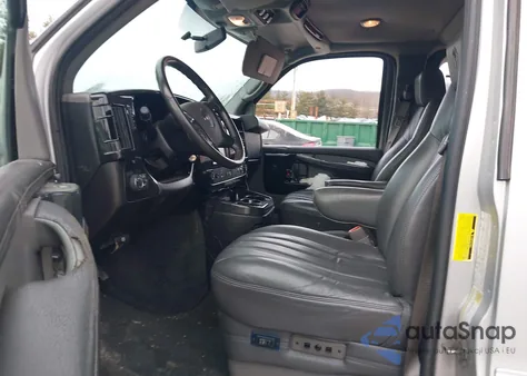 2014 GMC Savana 2500 Upfitter from USA, damaged, VIN 1GDW7LCGXE1112172